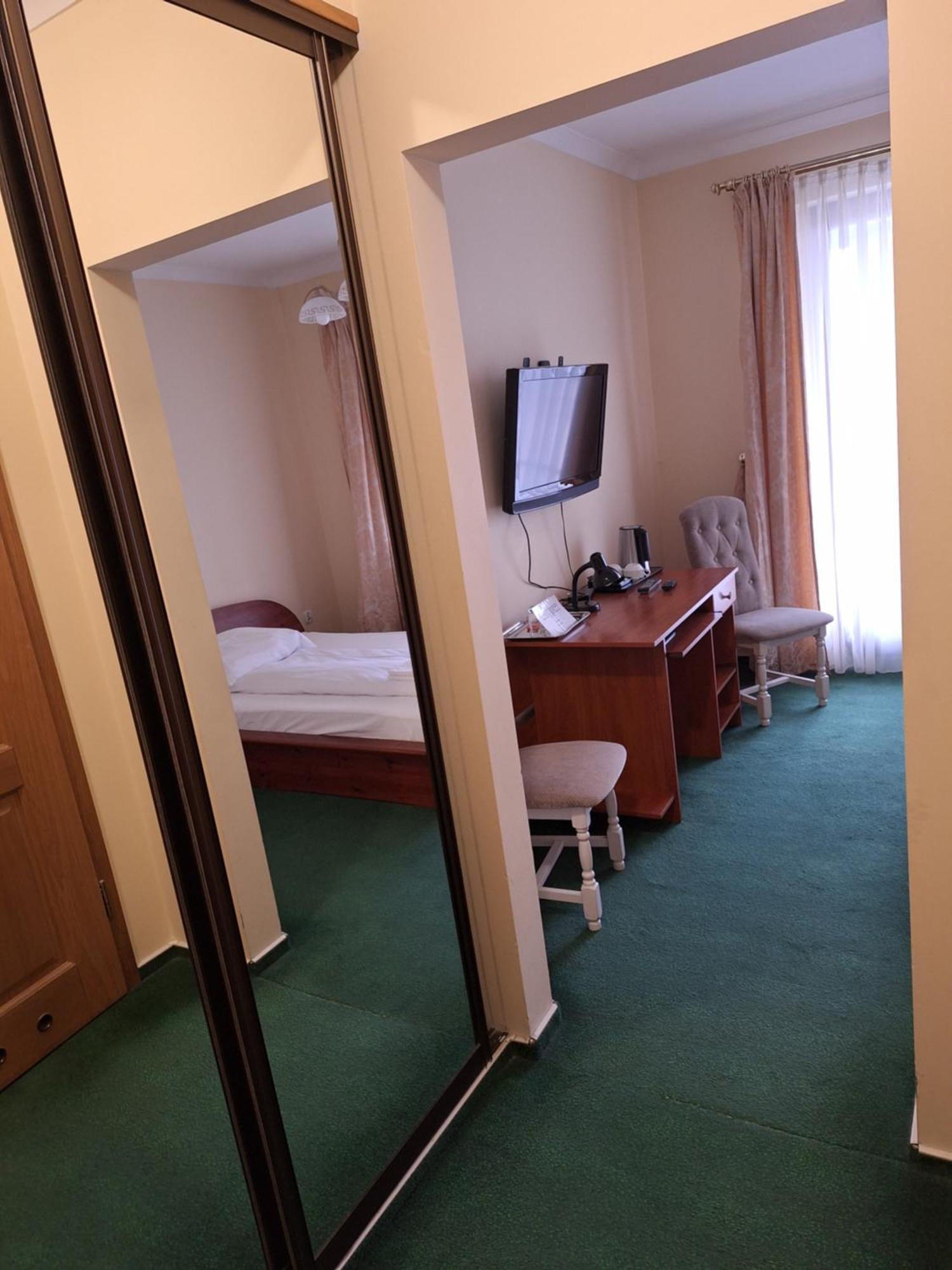 Malwa Hotel 2*